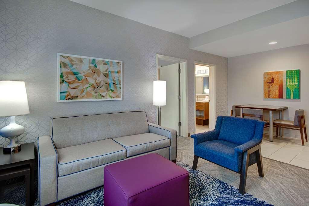 Hampton Inn Zanesville Room photo