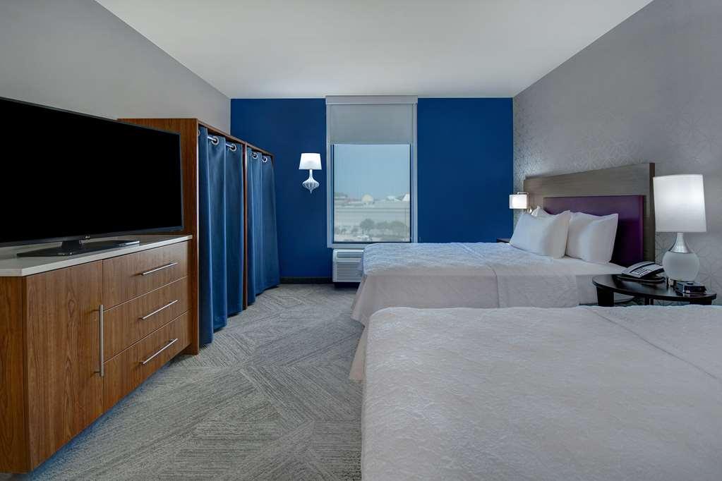 Hampton Inn Zanesville Room photo