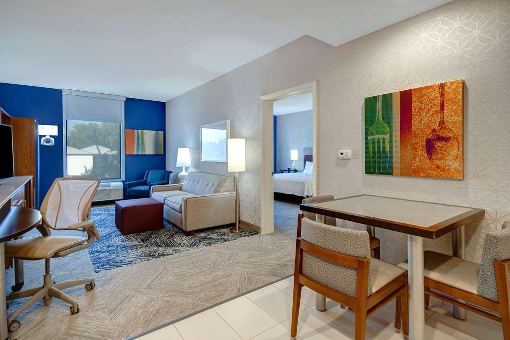 Hampton Inn Zanesville Room photo