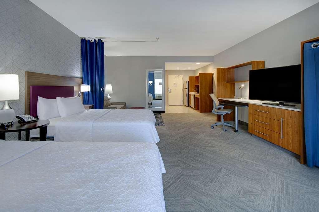 Hampton Inn Zanesville Room photo