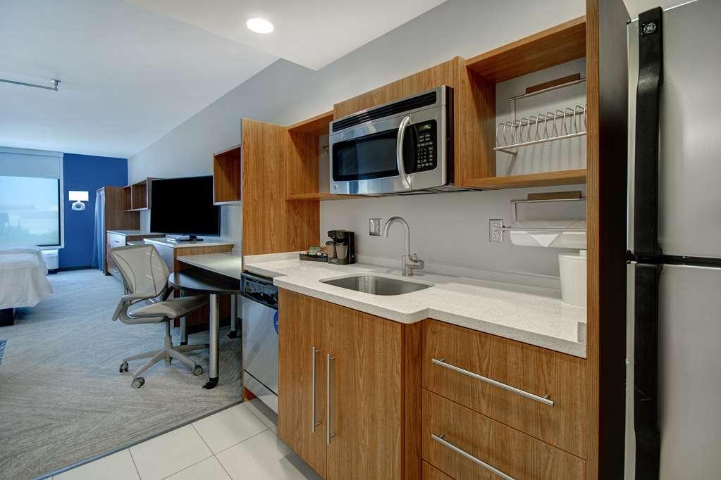 Hampton Inn Zanesville Room photo