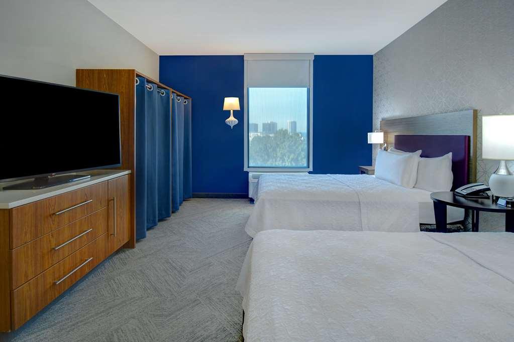 Hampton Inn Zanesville Room photo