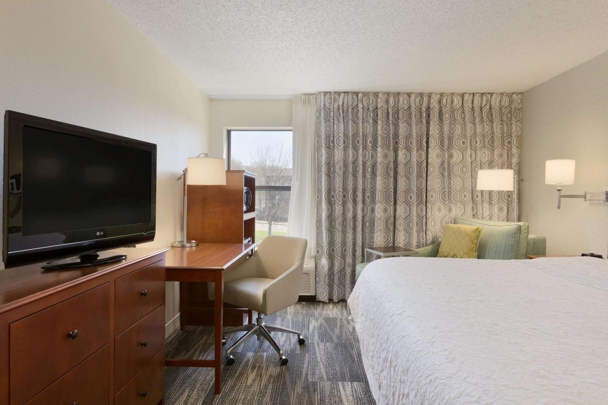 Hampton Inn Zanesville Exterior photo